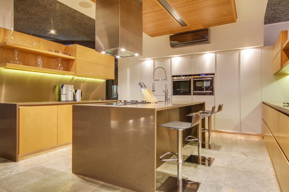 Geneva House - Kitchen