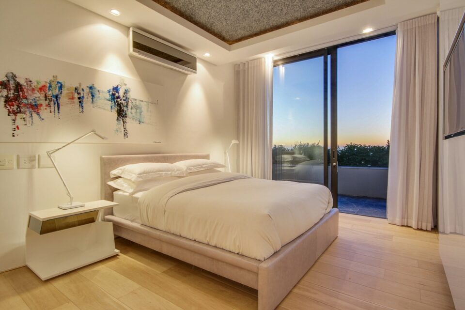 Geneva House - Second bedroom