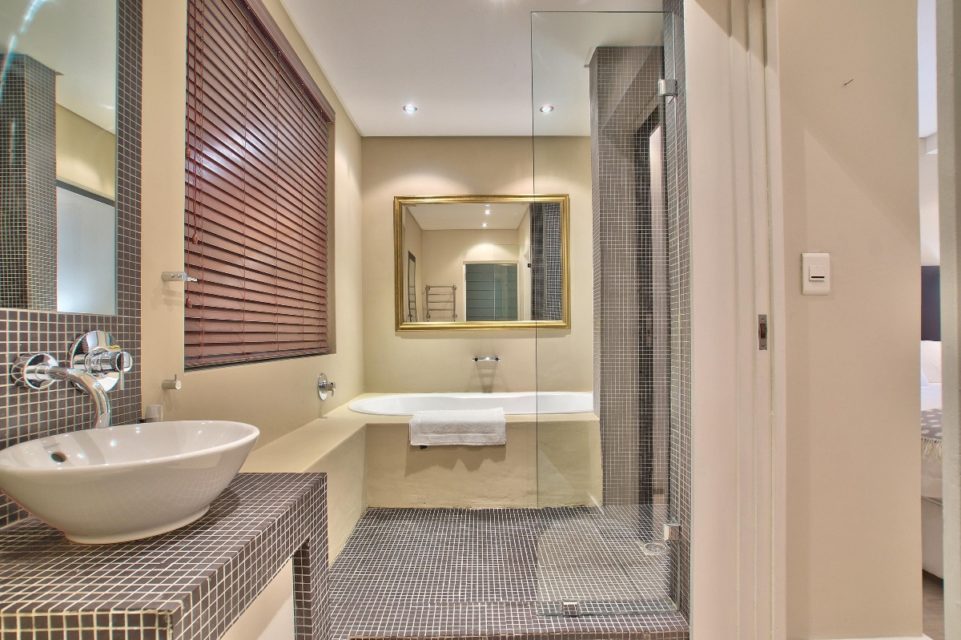 the-decks-1006-46331586