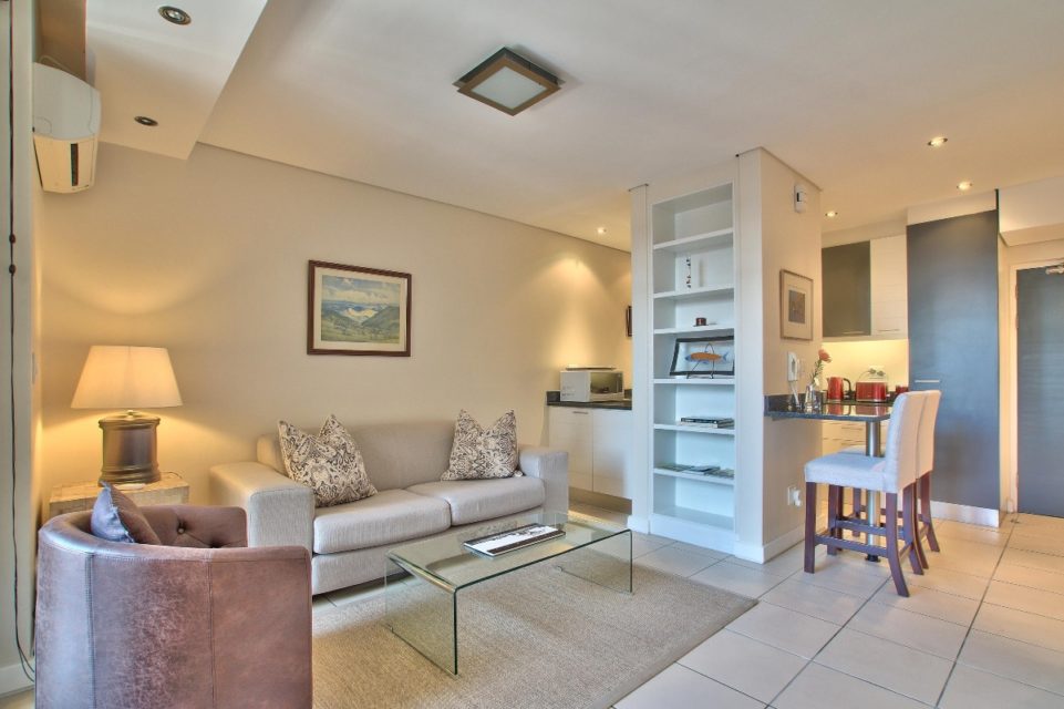 the-decks-1006-46331591