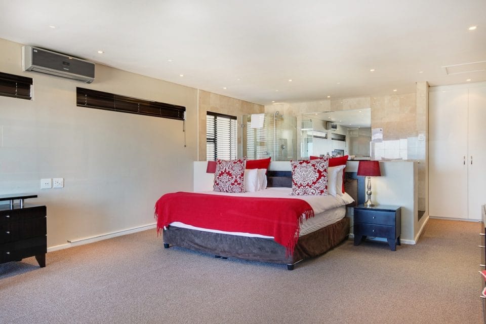 Bakoven Blue - Master bedroom