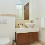 Canal Quays 205 - Bathroom