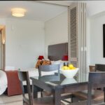 Canal Quays 205 - Dining table and bedroom