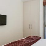 Canal Quays 306 - Bedroom with TV