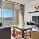 Canal Quays 306 - Dining room and TV