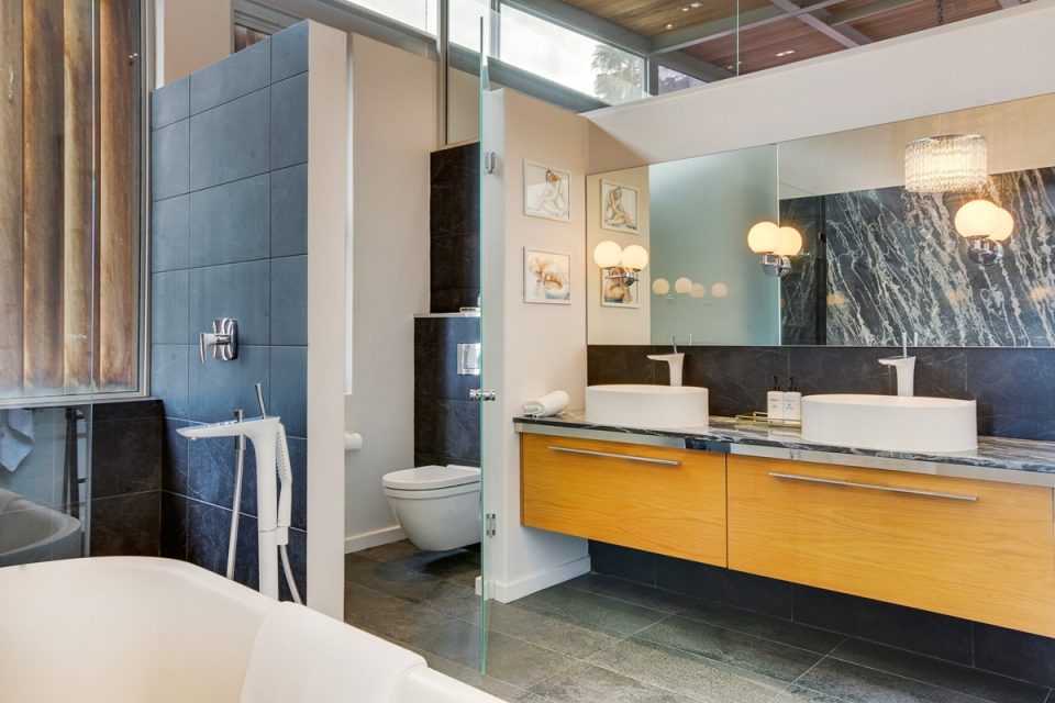 Cube 62 - En-suite to master