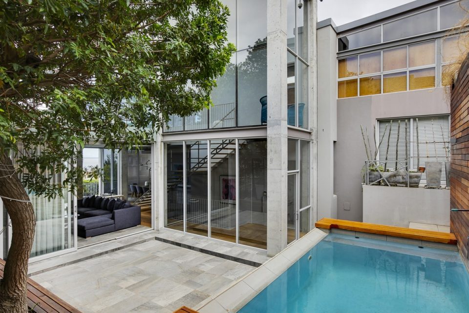 Cube 62 - Exterior & Pool