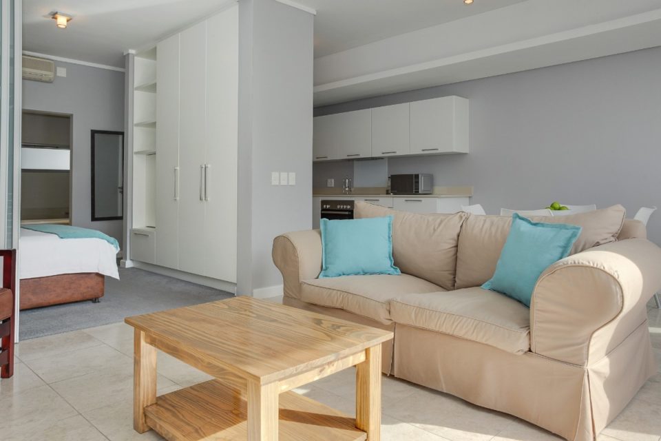 Harbour Bridge 303  - Living area and kitchen