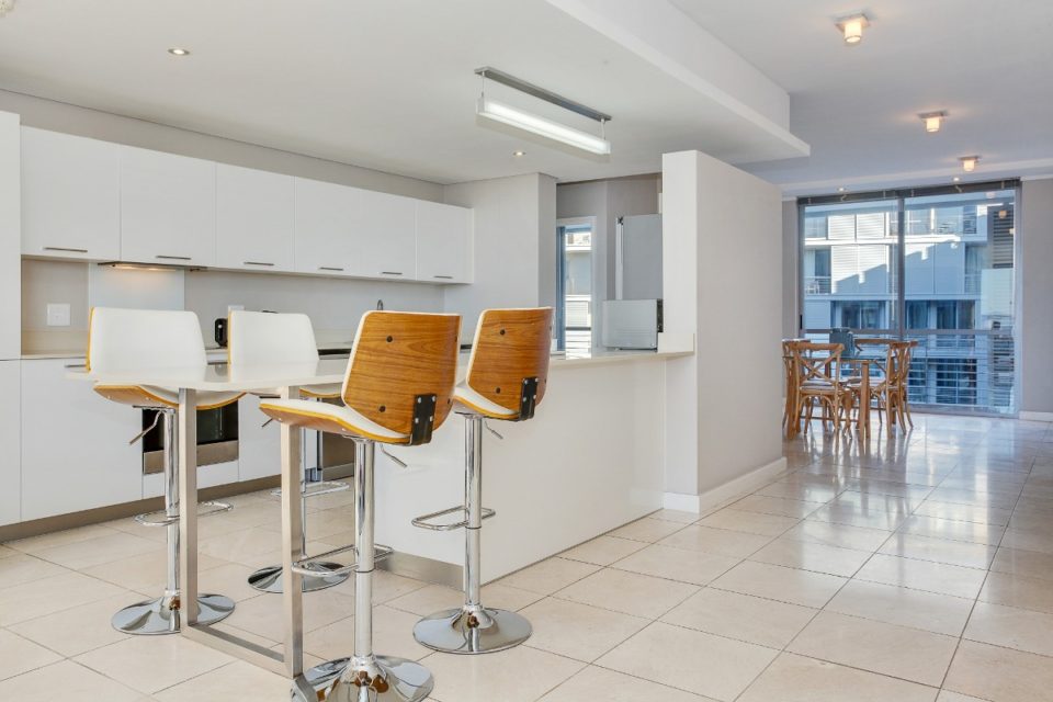 Harbour Bridge 317 - Kitchen