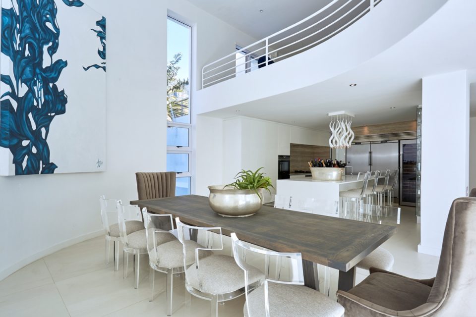 Beta Beach - Dining & Kitchen