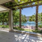 helenslee-002-60552402