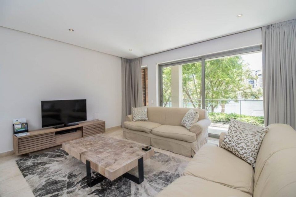 helenslee-002-60552406