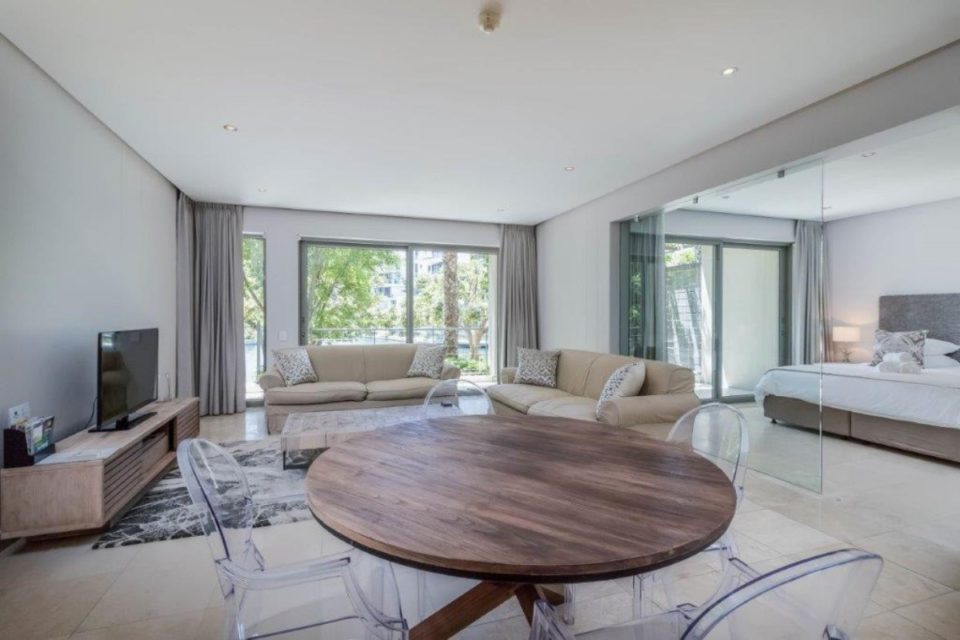 helenslee-002-60552407