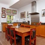 mountain-home-42972561