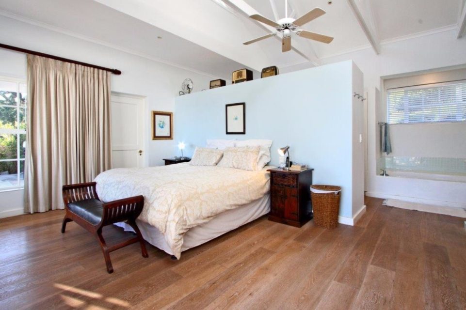 mountain-home-42972597