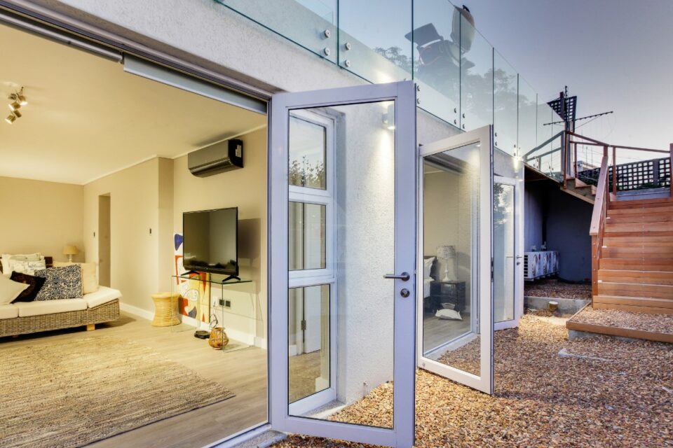 Houghton Views - Courtyard