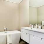 Houghton Views - En-suite