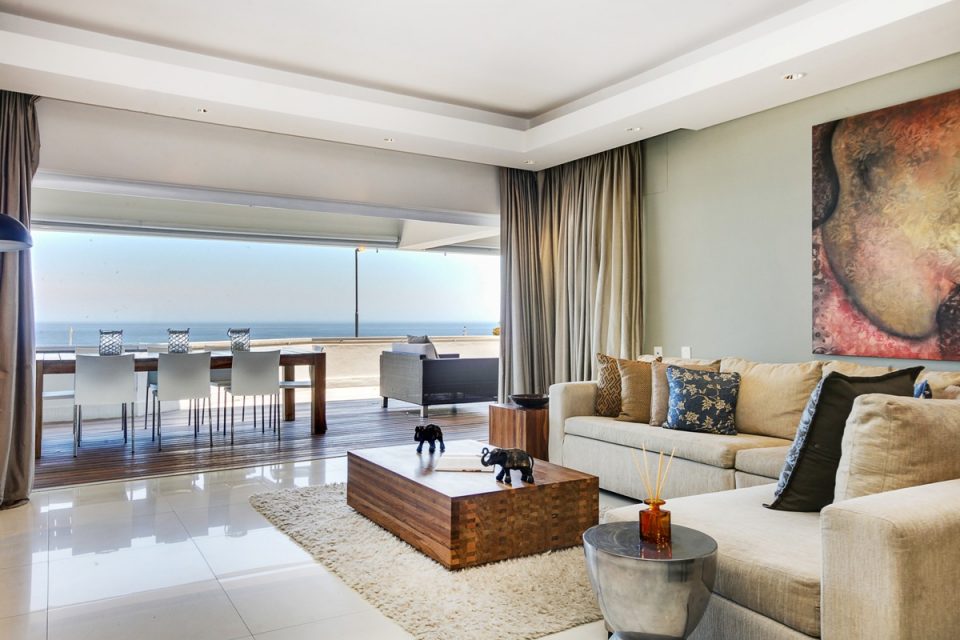 Rhapsody - Living room with views