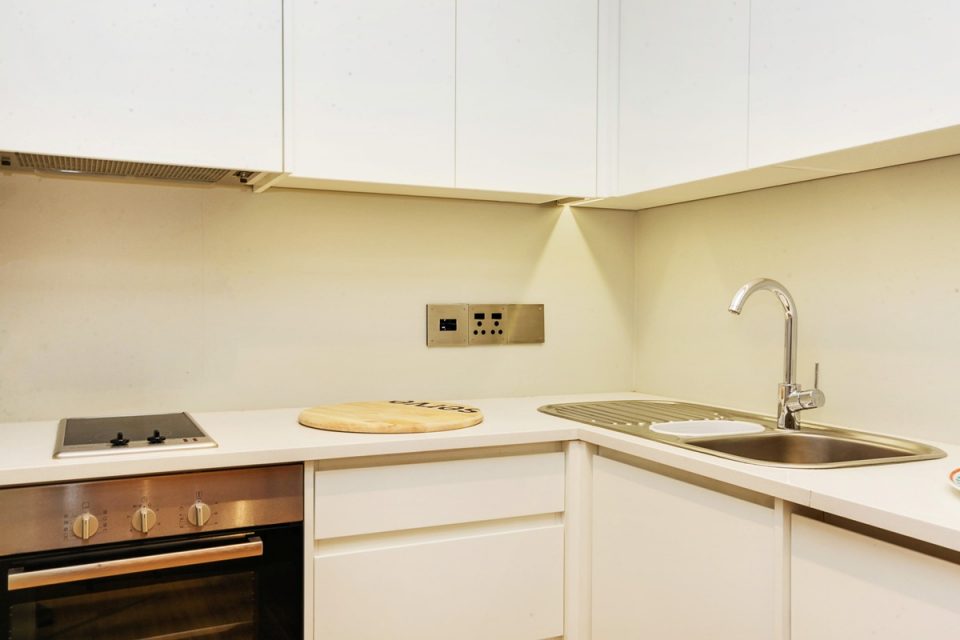 bungalow-25-79325649