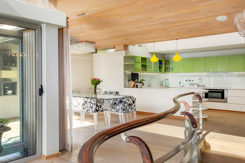 bungalow-25-79325659