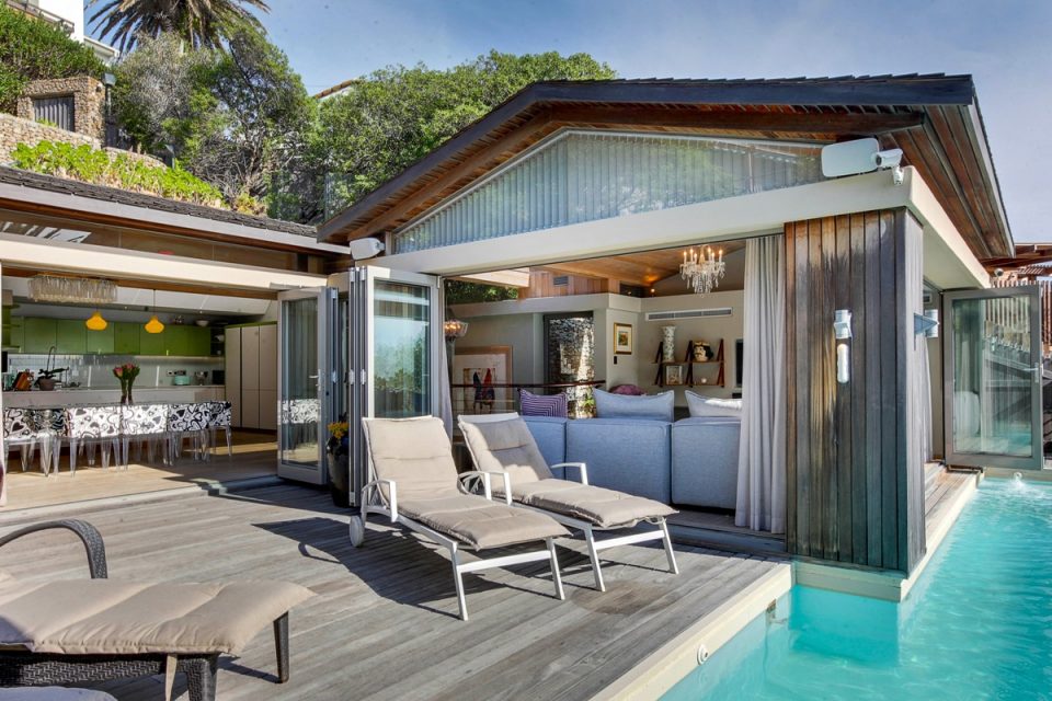 bungalow-25-79325662