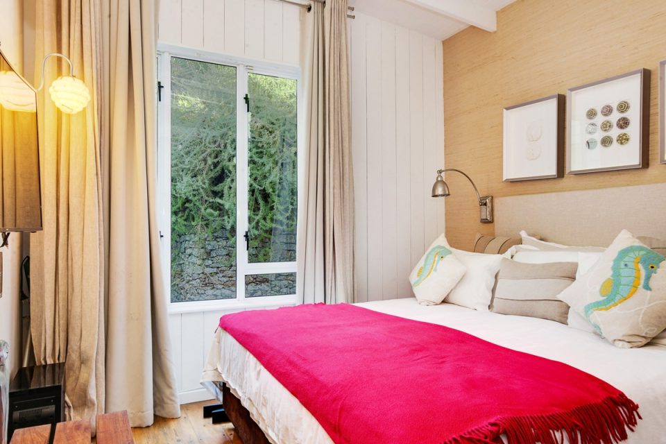 bungalow-26-79325997