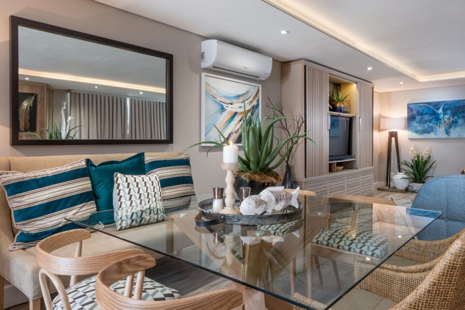 9 On Nautica - Dining