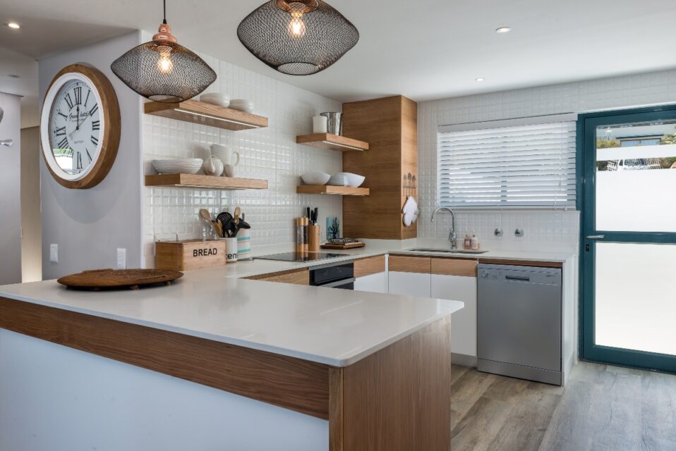 9 On Nautica - Kitchen