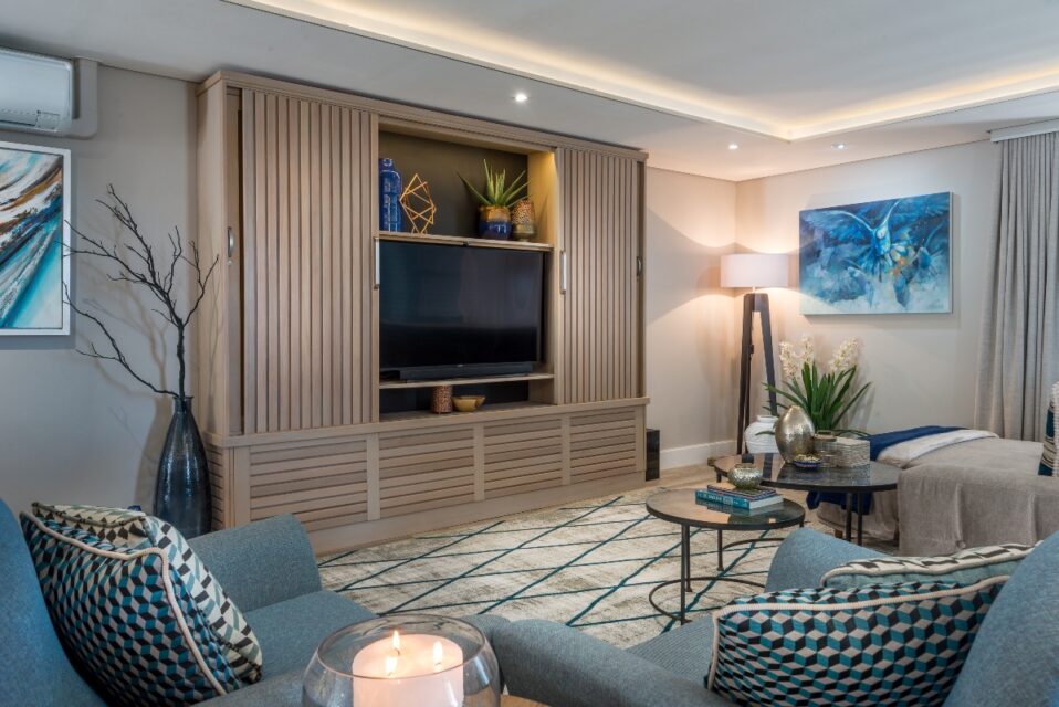 9 On Nautica - TV lounge