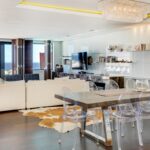 Barley Bay - Dining & living area