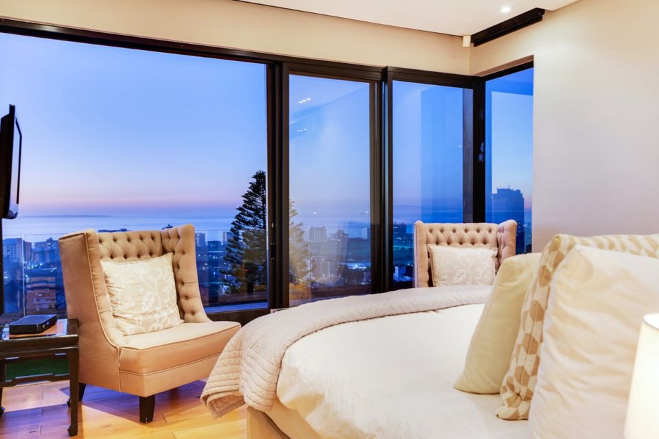 Happy Days - Master bedroom with views