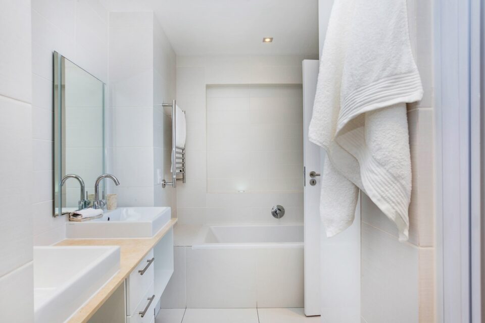 Marella - En-suite to master bedroom