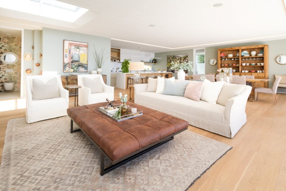 Topaz Ocean View Penthouse - Lounge area