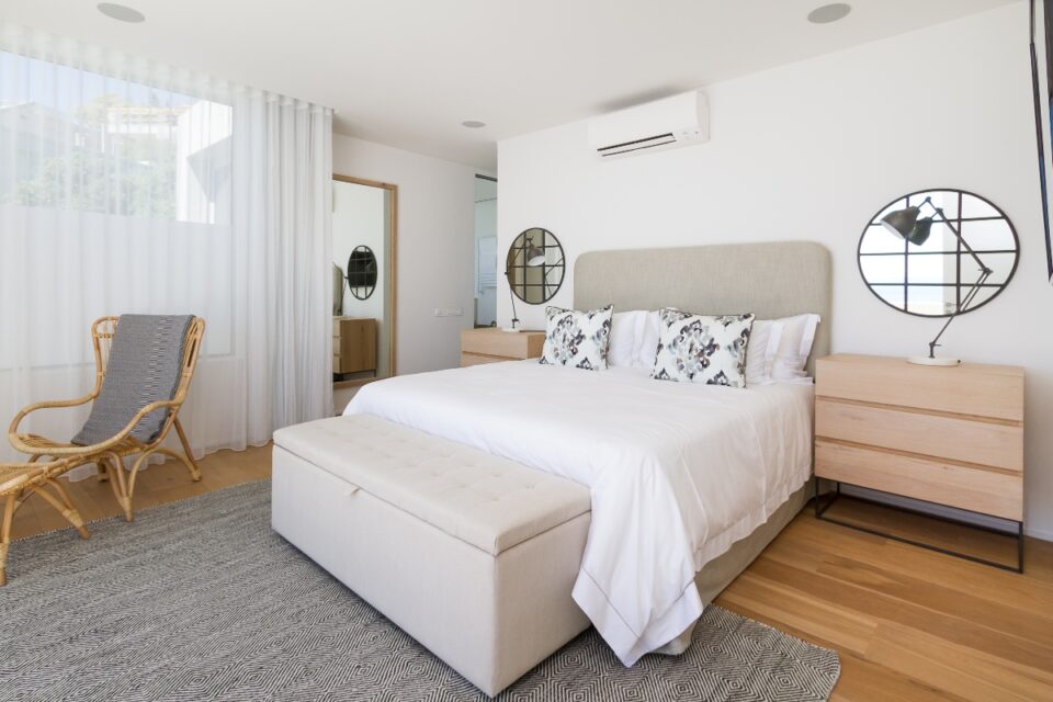 Topaz Ocean View Penthouse - Master bedroom