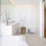 Topaz Ocean View Penthouse - En-suite to master