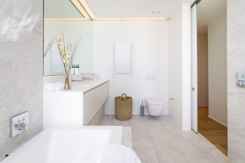 Topaz Ocean View Penthouse - En-suite to master