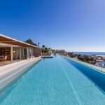 Topaz Ocean View Penthouse - Pool & View