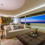 Topaz Ocean View Penthouse - Lounge & Dining area