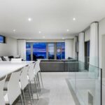 Apostles Views - Dining table