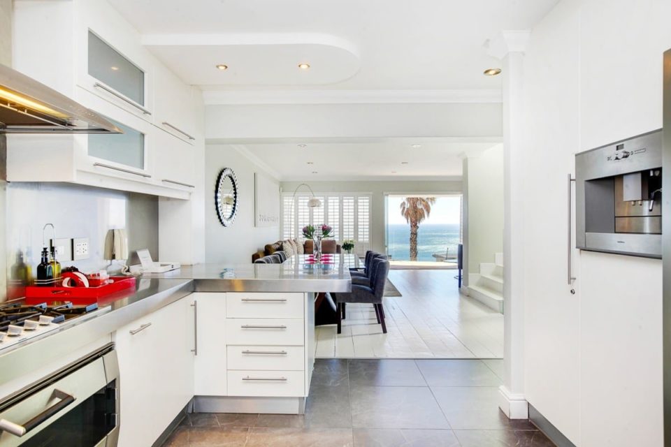 Medburn Alcove - Kitchen