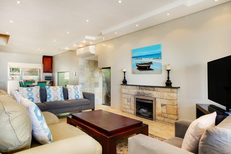 Bakoven Blue - Fireplace