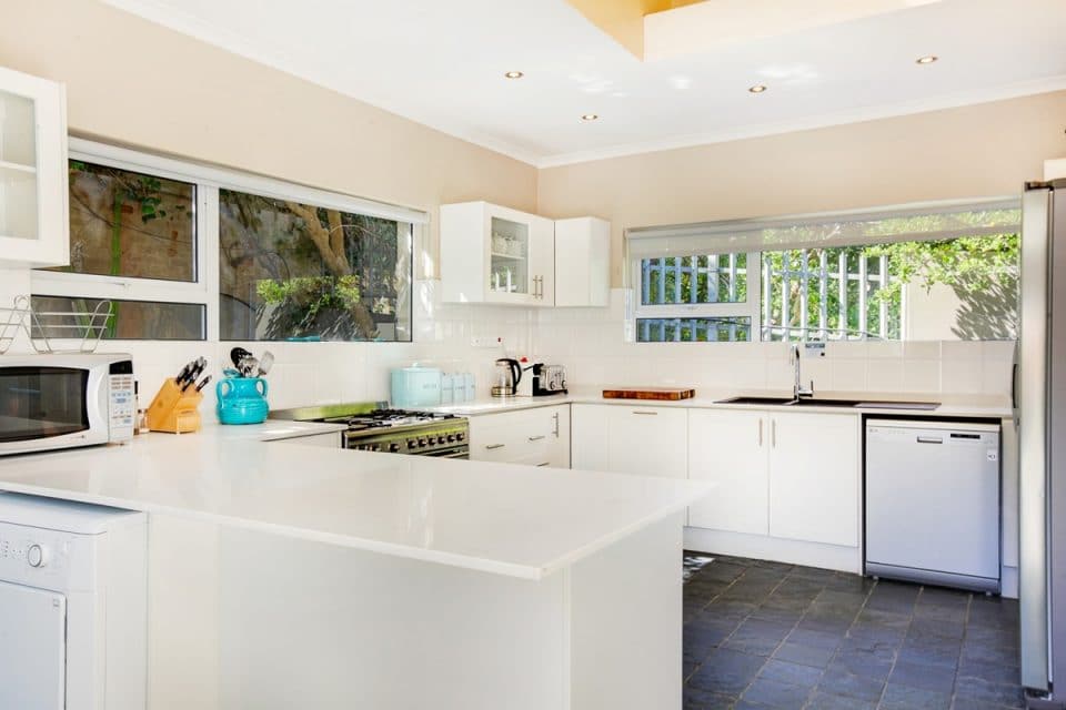 Bakoven Blue - Kitchen Island