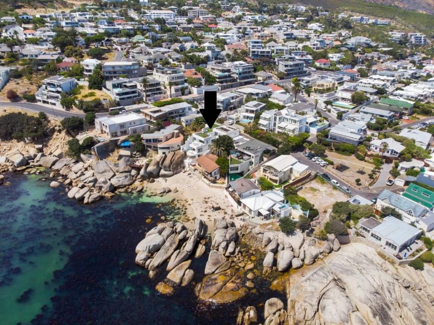 Beta Beach - Aerial view arrow