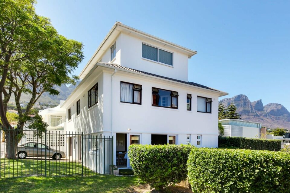 A SilverTide - Exterior