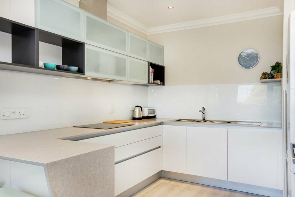 A SilverTide - Kitchen