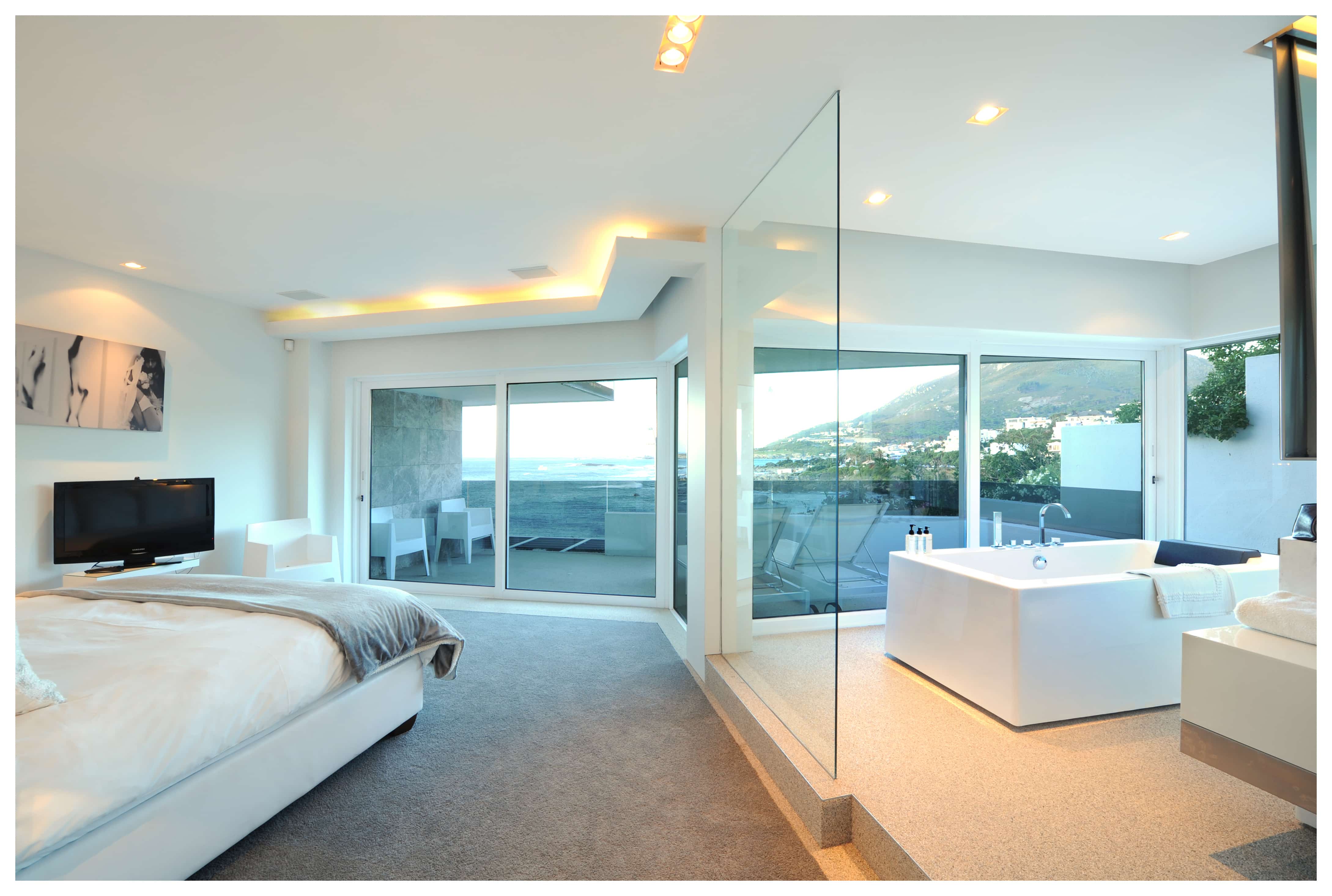 Ebb Tide (3 Bed) - Holiday Rental in Camps Bay