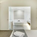 Skyline Views - En-suite to master