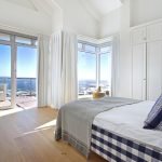 the-upper-house-91880405