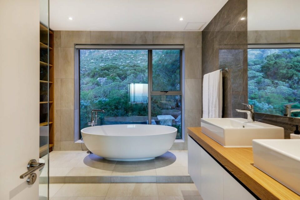 The Views - En-suite