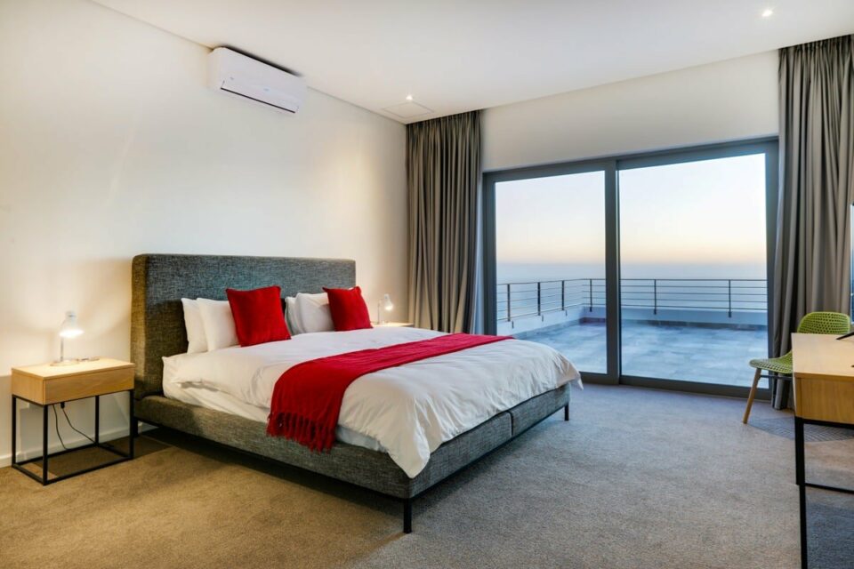 The Views - Master bedroom
